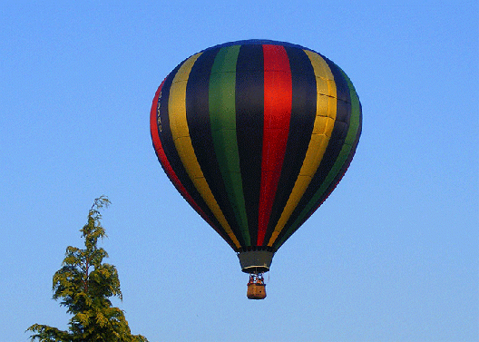 2009-05-erad-Heiu00dfluftballon-Anflug