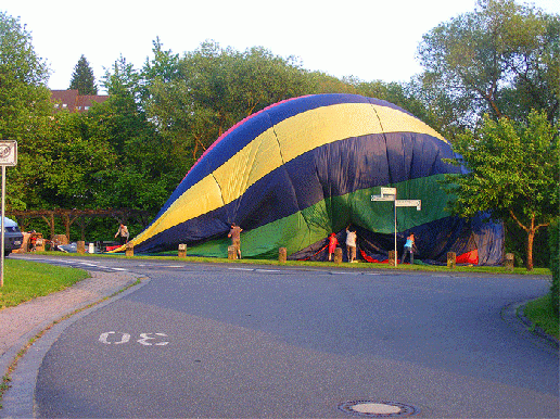 2009-05-eraz-Heiu00dfluftballon-Bergung