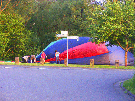 2009-05-erazc-Heiu00dfluftballon-Bergung