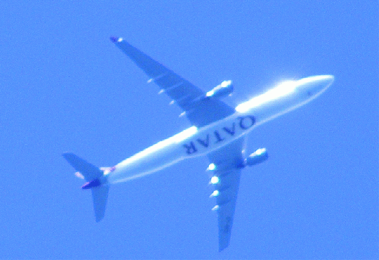 2009-07-dsb-Qatar-Überflieger