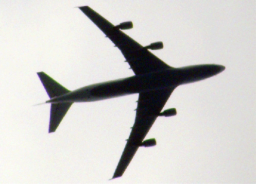 2009-07-enf-B-747-Überflieger