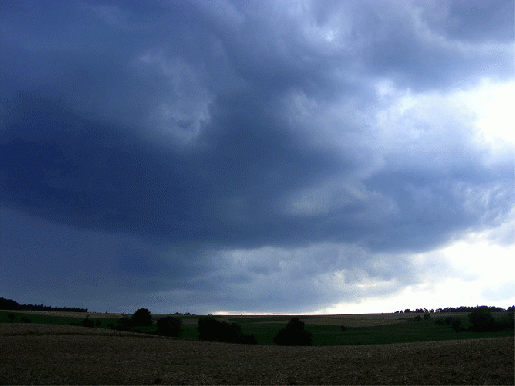 2009-08-gfba-Gewitteraufzug u00fcber Odenwald