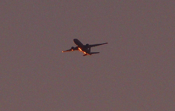 2009-08-hica-Überflieger