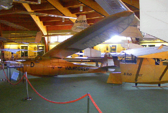 2009-08-hlf-Wanderer - Segelflug-Museum - Wasserkuppe