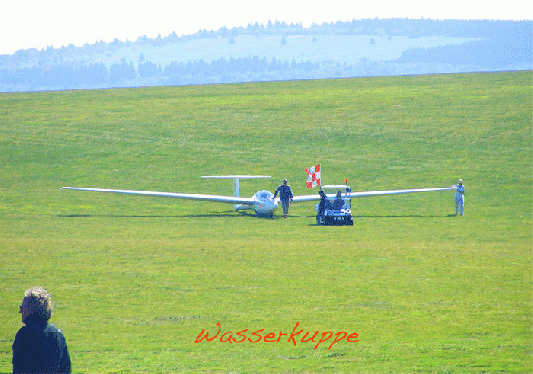 2009-08-hls-Segelflugbetrieb auf Wasserkuppe