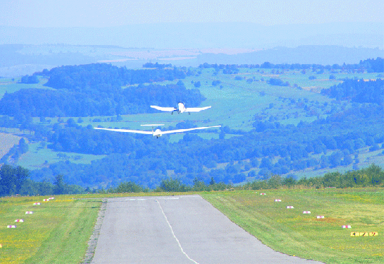 2009-08-hmc-Segelflugschlepp-Start - Wasserkuppe