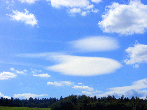 2009-08-jbwo-Linsenwolken u00fcber Odenwald