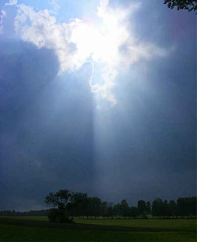 2009-09-eebc-Sonnenstrahlen - Hengmantel-Odenwald