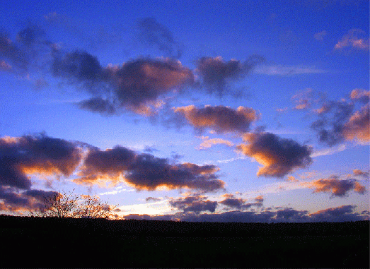 2009-11-fhc-Wolkenzug bei Sonnenuntergang u00fcber Odenwald