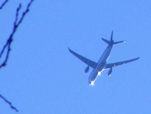 2009-12-di-QATAR-Überflieger