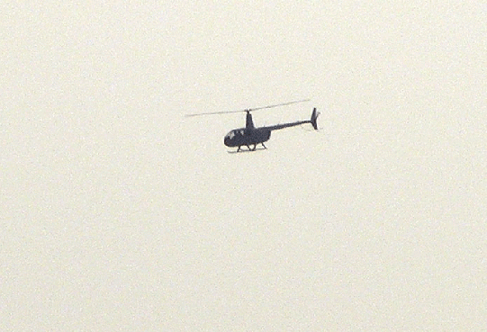 2010-03-hc-Helikopter-Überflug