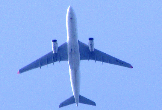 2010-04-bcpa-Überflieger