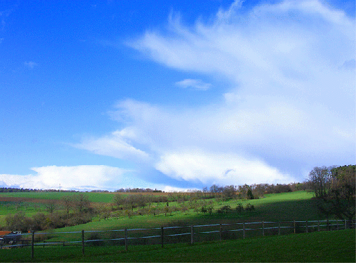 2010-04-Wolken u00fcber Odenwald