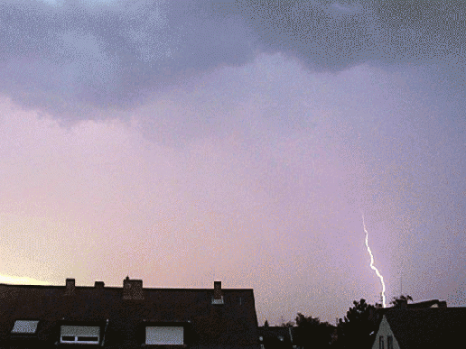 2010-07-ec-Gewitter u00fcber Mannheim