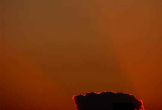 2010-07-jd-Sonnenuntergang-Wolkenschatten-Effekt
