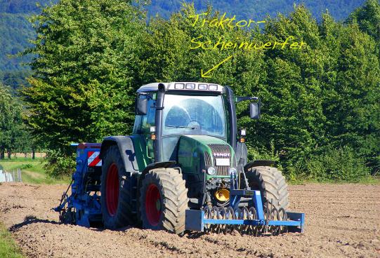 2010-09-cic-Traktor-Verursacher des Lichtobjektes am nu00e4chsten Morgen