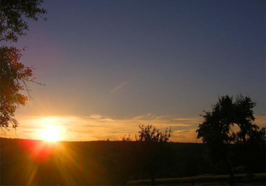 2010-10-bi-Sonnenuntergang - Odenwald