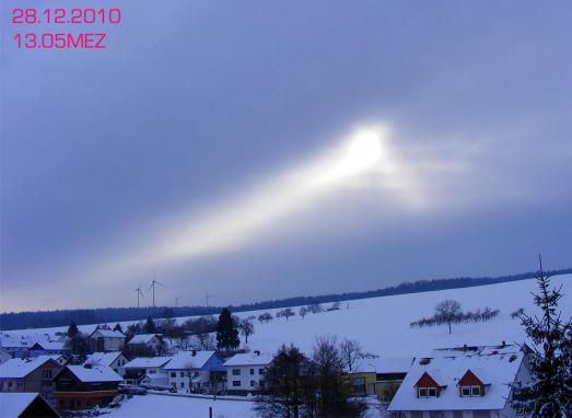 2010-12-dk-Sonneneffekt u00fcber Odenwald