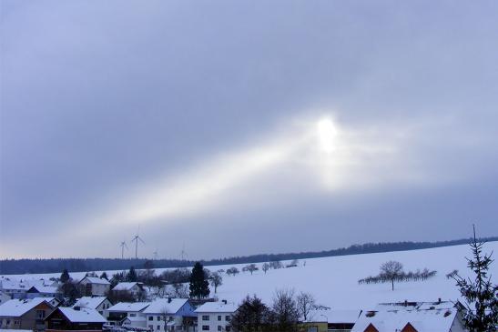 2010-12-dkb-Sonneneffekt u00fcber Odenwald