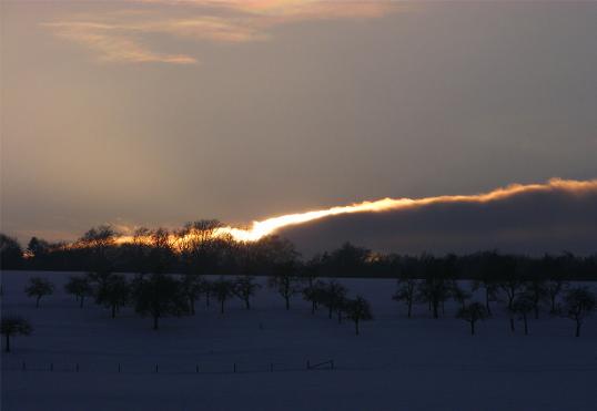 2010-12-dmqb-Irisierende Wolken