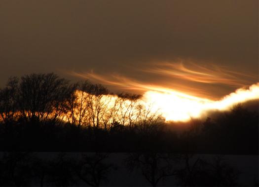 2010-12-dmqk-Irisierende Wolken