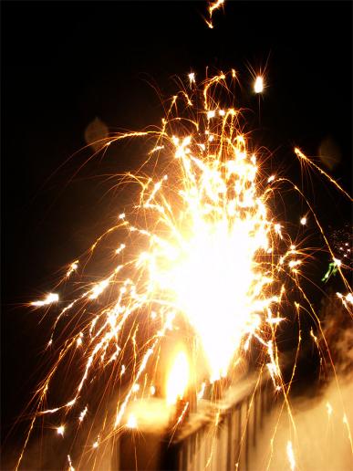 2010-12-dpn-Vesuv-Feuerwerk