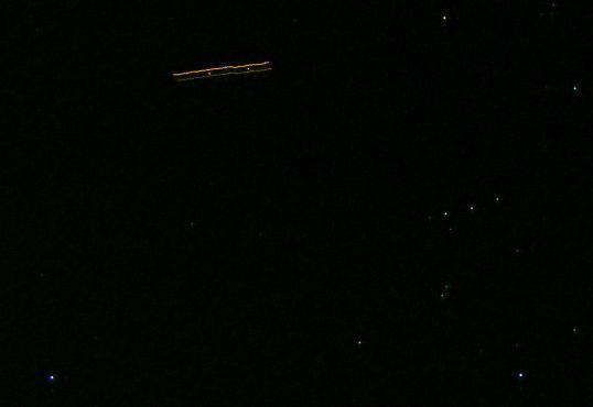 2011-01-eof-u00dcberfliegereffekt mit Sirius (unten links) und Orion