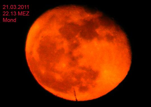 2011-03-eab-Mond