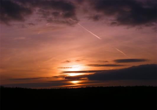 2011-04-aq-Sonnenuntergang-Odenwald