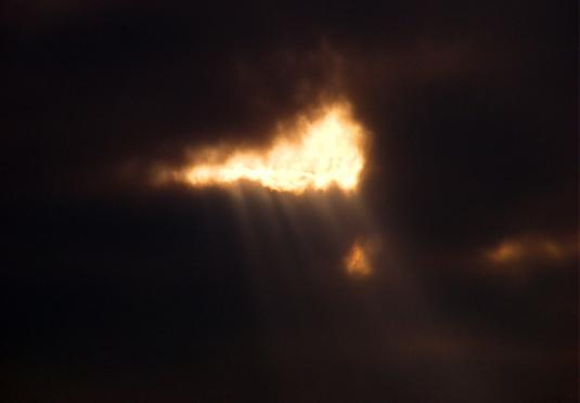 2011-04-exba-Sonnenuntergang - Odenwald - Wolkeneffekt