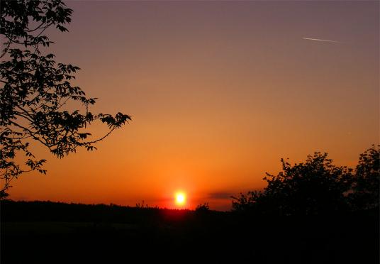 2011-05-ame-Sonnenuntergang - Odenwald