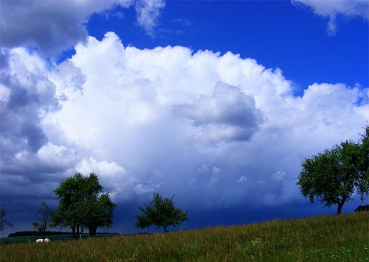 2011-05-dmgd-Gewitterwolke