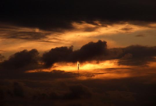 2011-06-bfeda-Kondenseffekt bei Sonnenuntergang