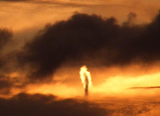 2011-06-bfedb-Kondenseffekt bei Sonnenuntergang