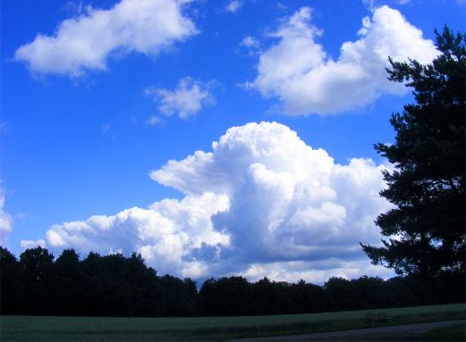 2011-06-dbd-Wolken u00fcber Odenwald