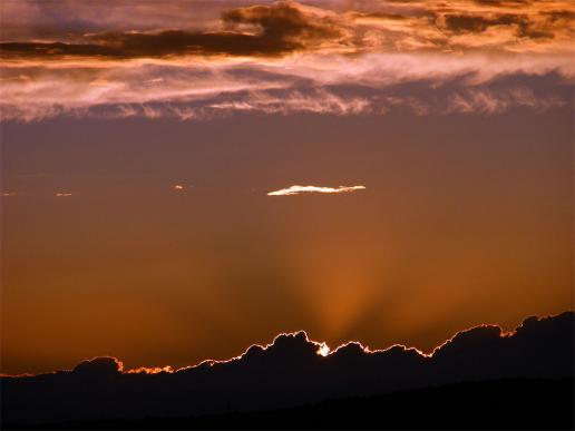 2011-07-cdh-Sonnen-Untergang - Odenwald