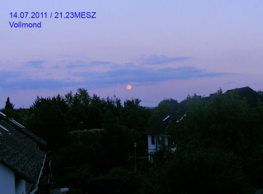 2011-07-dka-Vollmond u00fcber Mannheim