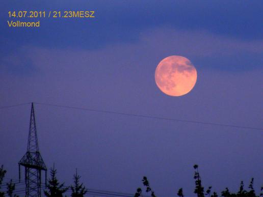 2011-07-dkd-Vollmond u00fcber Mannheim