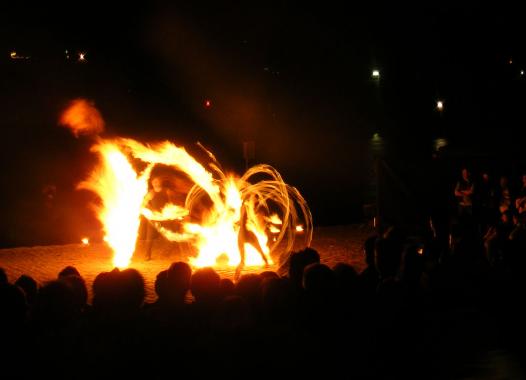 2011-07-ewed-Altstadtfest Wu00f6rth am Main - artArtistica-Feuer-Show