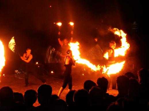 2011-07-eweva-Altstadtfest Wu00f6rth am Main - artArtistica-Feuer-Show