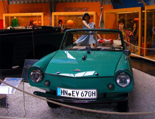 2011-08-bnbd-Amphicar-1964-Technik-Museum Sinsheim