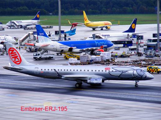 2011-08-buse-NIKI - Flughafen Frankfurt