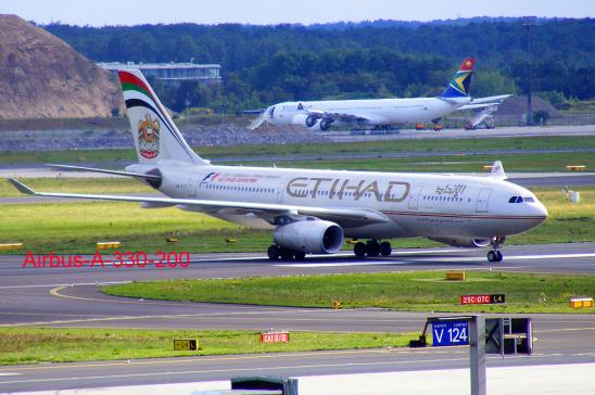 2011-08-cetd-ETIHAD  - Frankfurter Flughafen