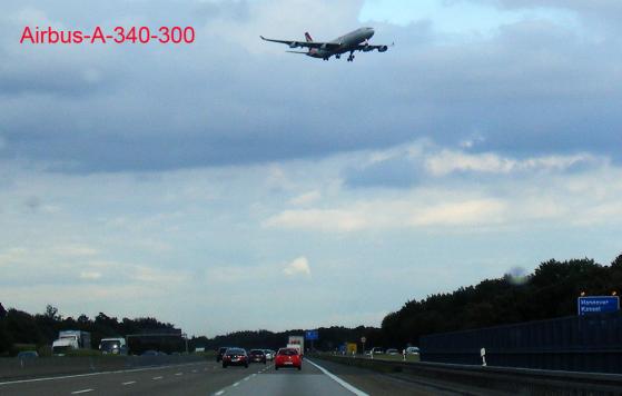 2011-08-cfg-AIR MAURITIUS über BAB bei Frankfurter Flughafen