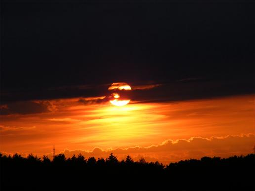 2011-08-ddeg-Sonnenuntergang - Odenwald