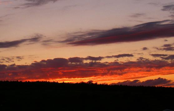 2011-08-efcda-Sonnenuntergang - Odenwald