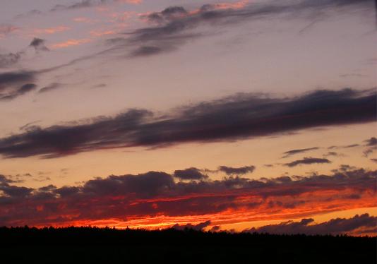 2011-08-efcdb-Sonnenuntergang - Odenwald