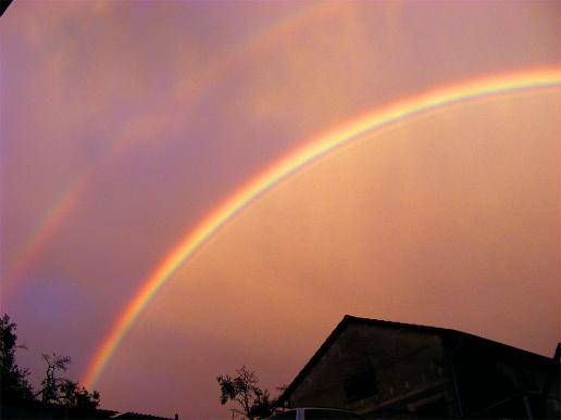 2011-09-cra-Regenbogen bei Sonnenuntergang und Gewitterwolke u00fcber Odenwald