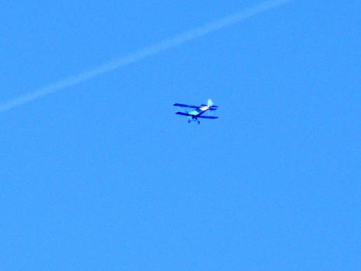 2011-10-aeca-Überflieger