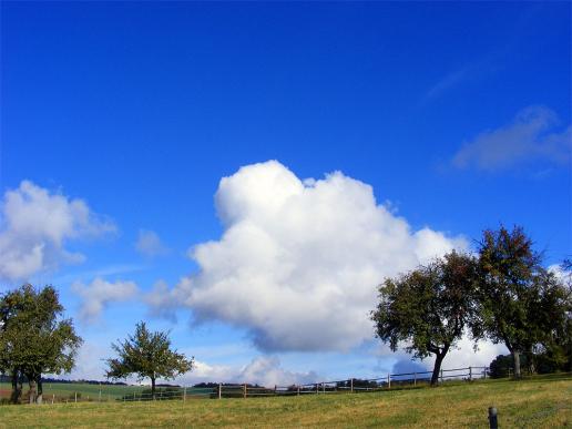 2011-10-bdz-Wolken u00fcber Odenwald
